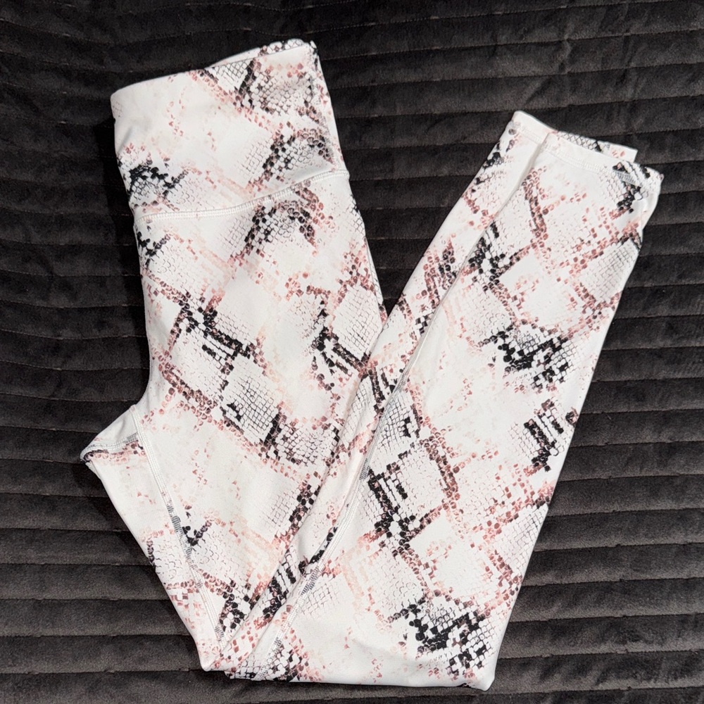 Fabletics Print Leggings Size Small Ultra Cool